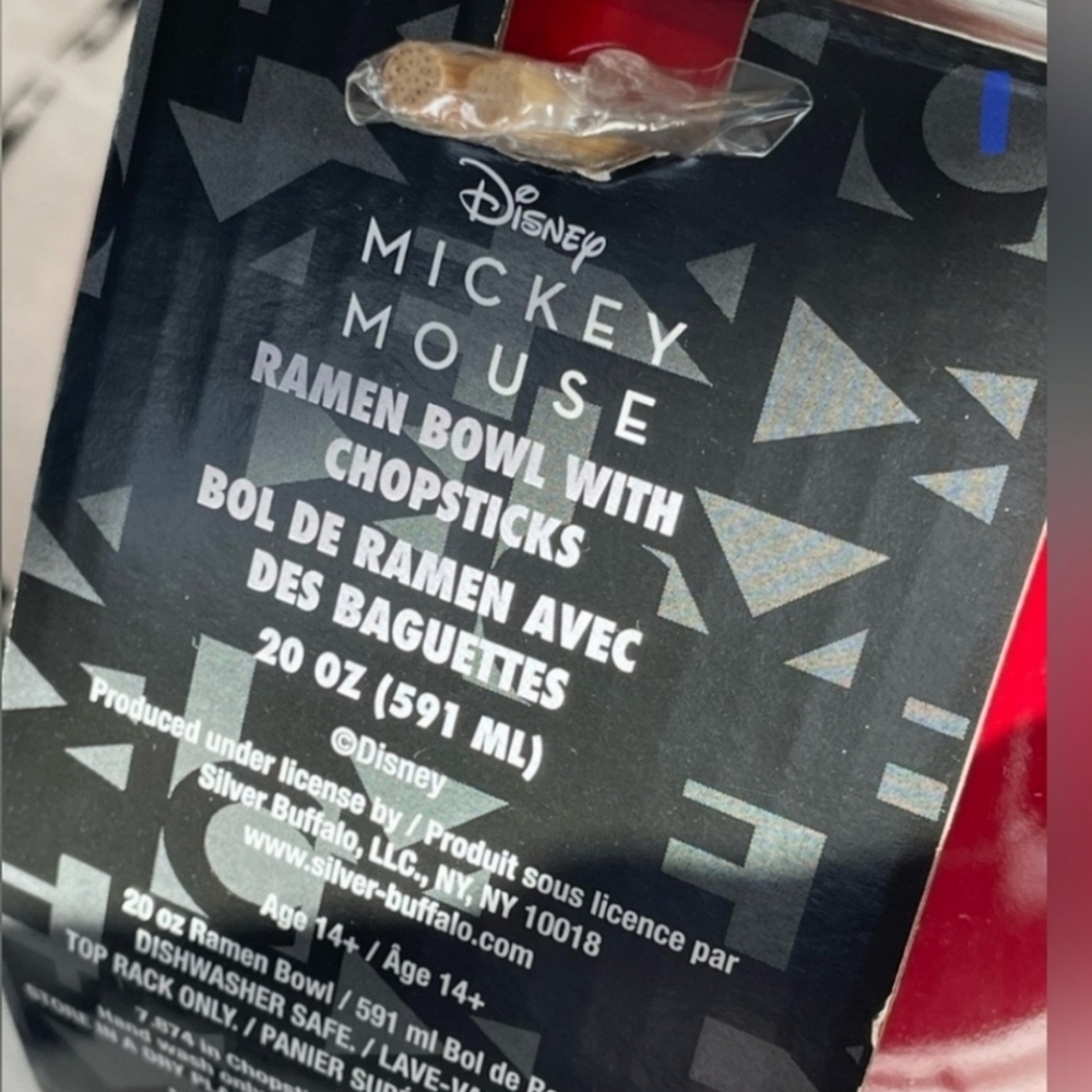 Disneys Mickey Mouse Ramen bowl 20oz - Picture 3 of 3